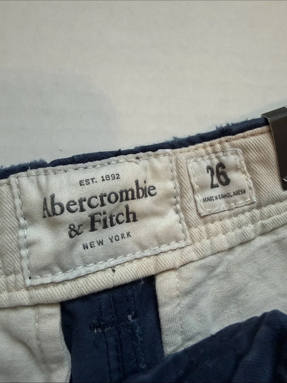 NWT Abercrombie & Fitch Classic Fit At The Knee Shorts